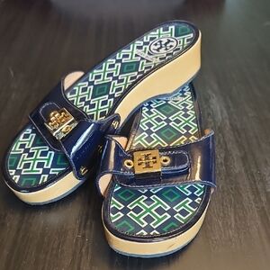 Tory Burch Navy Patent Logo Platform Sandals